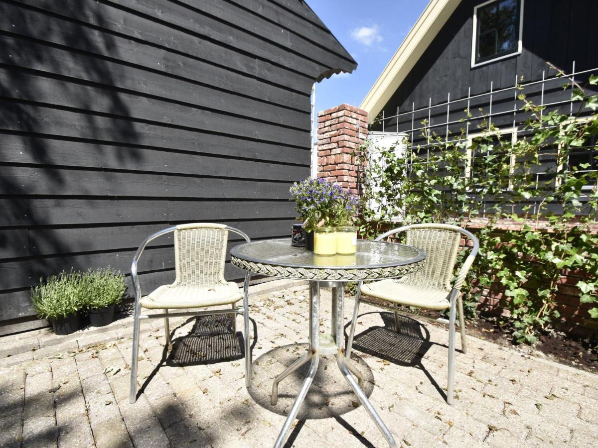 Apartment In Sint Maartensbrug With Garden المظهر الخارجي الصورة